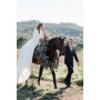 Location cheval mariage Lyon - Arrivée à cheval mariage - location cheval mariage - arrivée mariée originale