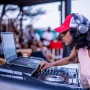 DJ Fille Lyon - Femme DJ - DJ féminine animatrice soirée dansante Lyon 