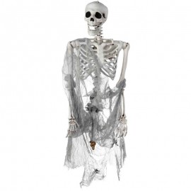 decoration-halloween-squelette-suspendu-a-l-envers-crane-en-bas-140-cm