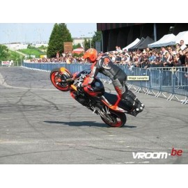Stunt Lyon - Acrobatie à moto - Spectacle de moto - Cascade et show à moto -
