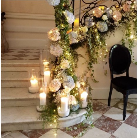 decoration-originale-fleurs-pour-escalier-mariage-lyon