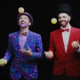 Spectacle pour enfants avec Artiste jongleur et équilibriste pour arbre de Noël à Lyon