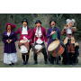 Spectacle de rue - Théâtre de Rue - Artistes de rues - Musiciens Les Ïelos