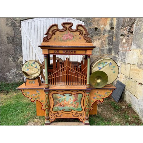 limonaire-animation-musicale-rétro-autrefois-fete-foraine-cirque-ancien-orgue-de-barbarie-melodie-sons
