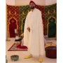 service-de-the-avec-serveur-en-tenu-traditionnel-jabador-reception-traiteur-orientale-marocain-pres-de-lyon