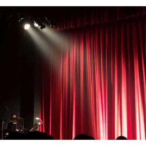 organisation-evenement-spectacle-arbre-de-noel-salle-albert-thomas-bourse-du-travail-lyon