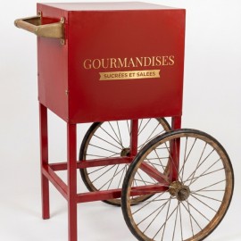 location-chariot-a-confiserie-charrette-a-patisserie-lyon-materiel-petite-restauration-evenementielle