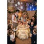 service-insolite-original-de-douceur-friandises-boissons-desserts-sur-robe-comptoir-a-gourmandises