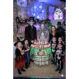 Robe-comptoire-service-insolite-original-de-douceur-friandises-gourmandises-boissons-desserts-pour-halloween