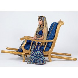 Location litière royale Egyptienne à Lyon - Chaise à porteur mariage lyon-palanquin-decoration-luxe-princesse-cleopatre