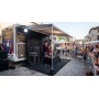 animation-rue-plein-air-originale-avec-camping-car-magicien-spectacle-de-rue