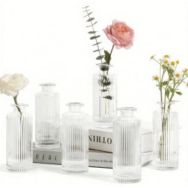 Petit vase en verre