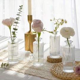 Petit vase en verre