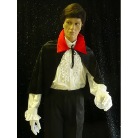 location-cape-noire-courte-col-rouge-halloween-lyon