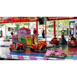 Location Manège à Lyon - Manège de voitures - auto tamponneuse - moto - Quads - 