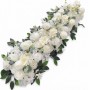 location-chemin-fleurs-artificiels-decoration-florale-arche-deco-mariage-lyon-guirlande-fausses-fleurs-blanches-feuillage-vert