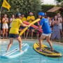 epreuve-joute-sur-piscine-animation-team-building-entreprise-lyon-organisation-olympiades-jeux-d'eau