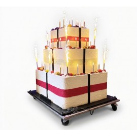 Location Faux gateau d'anniversaire géant avec surprise à l'intérieur