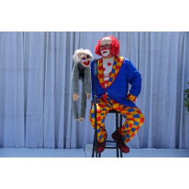 Ventriloque Lyon - Ventriloquie pour enfants à Lyon - spectacle de ventriloquie - Ernest fait son show