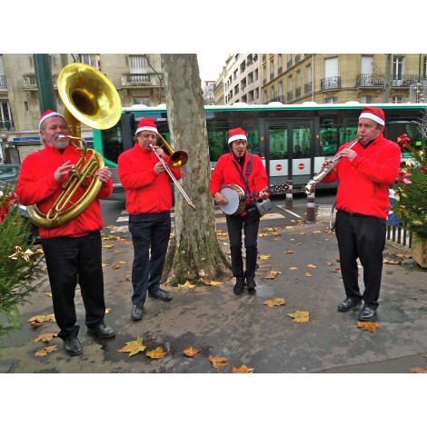 Orchestre thème Noël à Lyon - Jazz Swing - Musiciens aux couleurs de noël