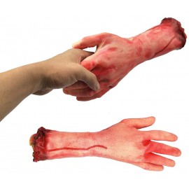 Fausses main coupées pleine de sang - Avant bras - Location décoration Halloween Lyon