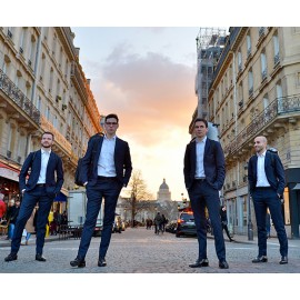 Plusieurs magiciens - Groupe de close up Mens à Lyon - Pour soirée entreprise