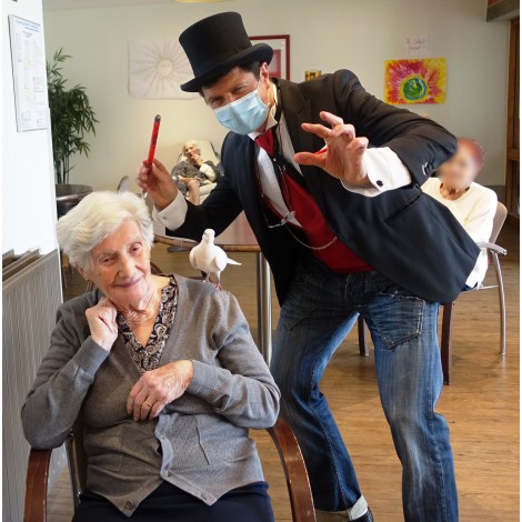 Spectacle pour Ehpad à Lyon avec des Oiseaux - Animation originale pour ACPPA - Maison de retraite